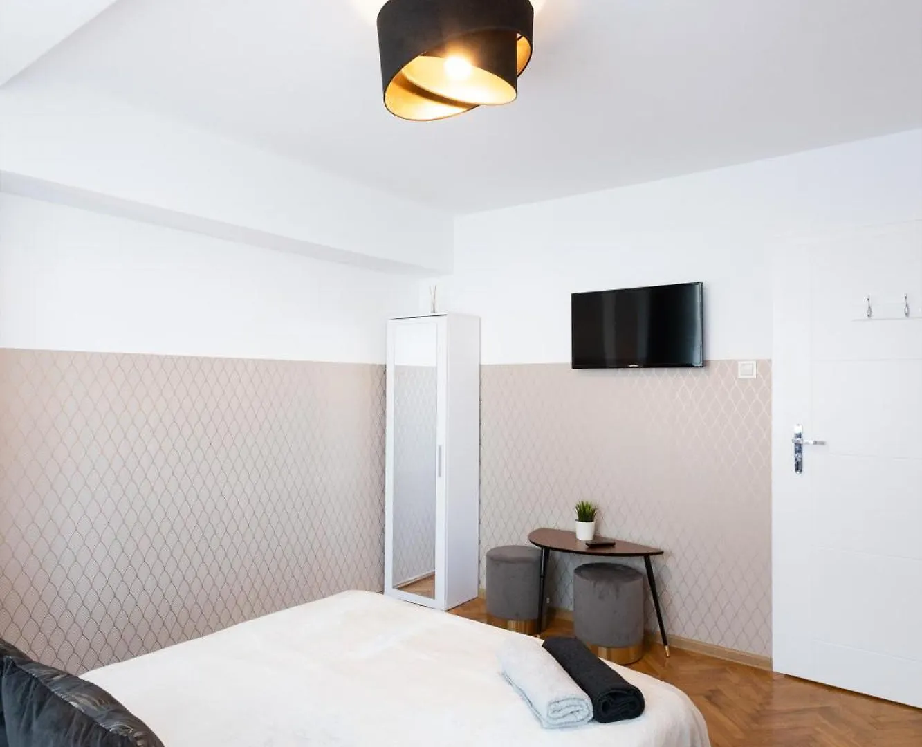 Clicktheflat Muranow Apart Rooms Warsaw Hostel